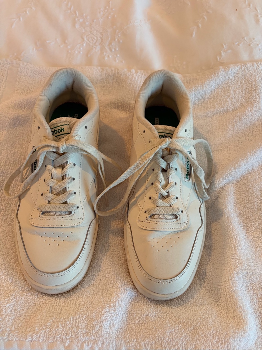 Reebok Off-White Leather Low-Top Sneakers